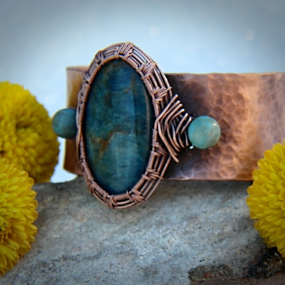 Pure Copper Cuff - Picture 5 of 6